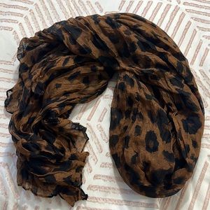 Leopard print scarf